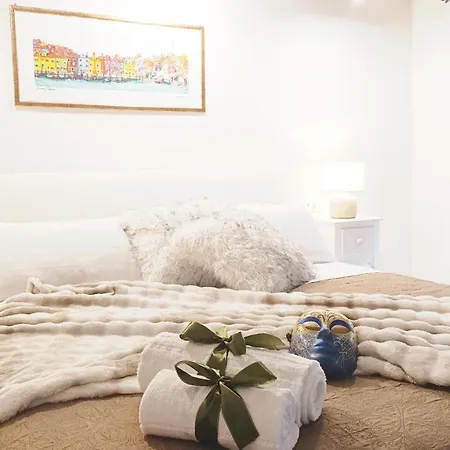 Ca'de La Madonna By Ca-sa Check Appartement