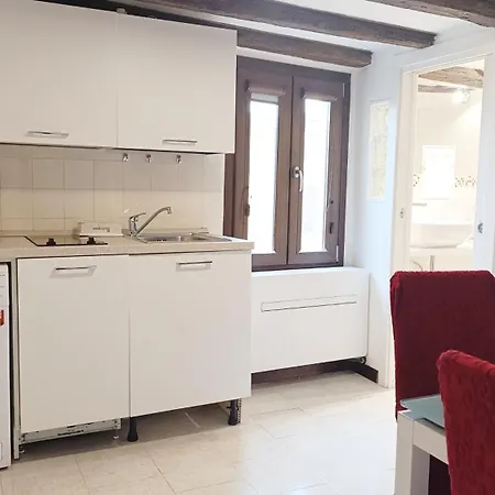 Ca'de La Madonna By Ca-sa Check Appartement *